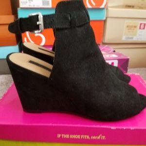 Forever 21 Women Black Booties